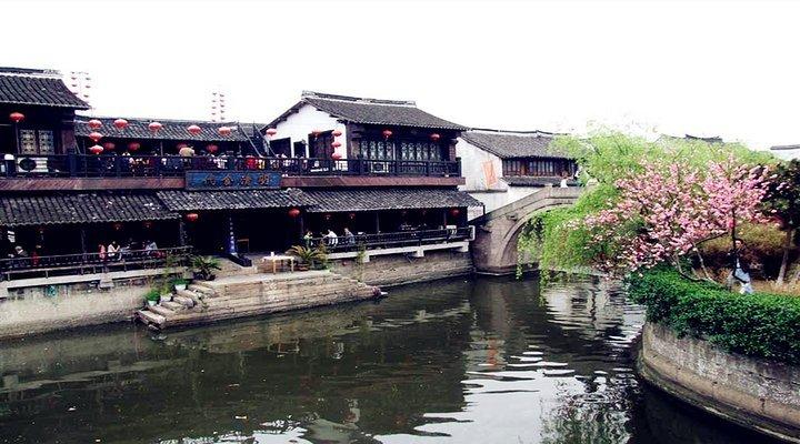 州人大常委会：立法护航彝绣产业有序发展